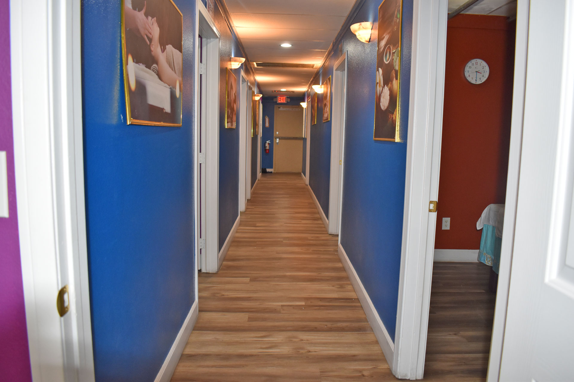 Thai Massage Golden Spa — serene spa interior